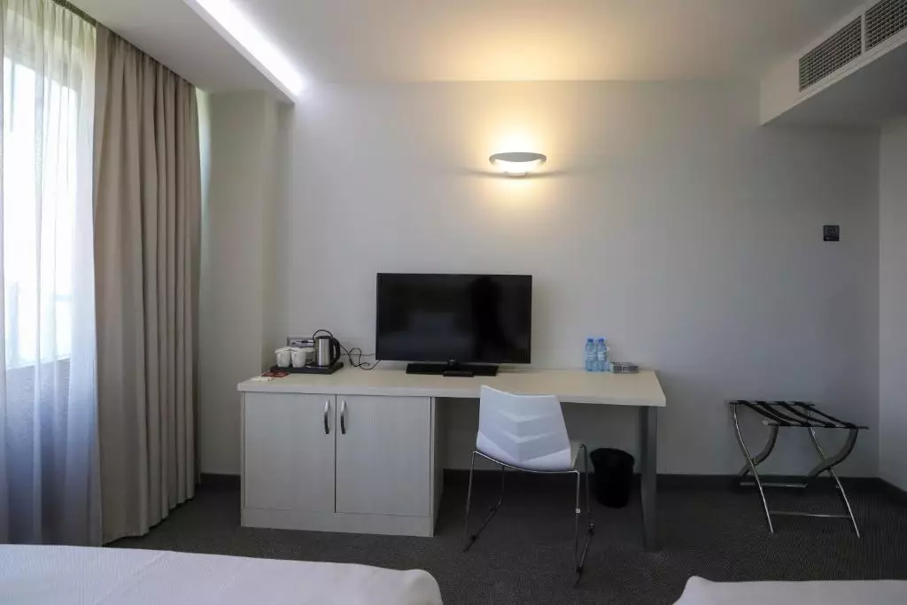 President Hotel by Hrazdan Hotel CJSC